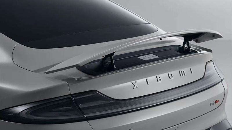 一文了解：青島中新華美高光黑PC材料如何塑造汽車外觀藝術(shù)